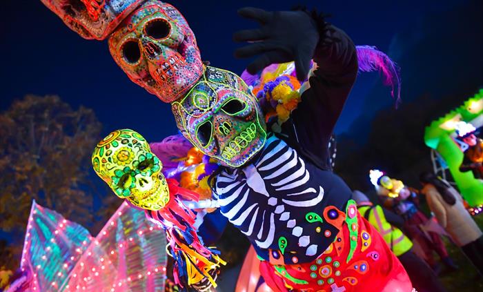 Triple head costume - Spooks in the City: El Dia de los Muertos